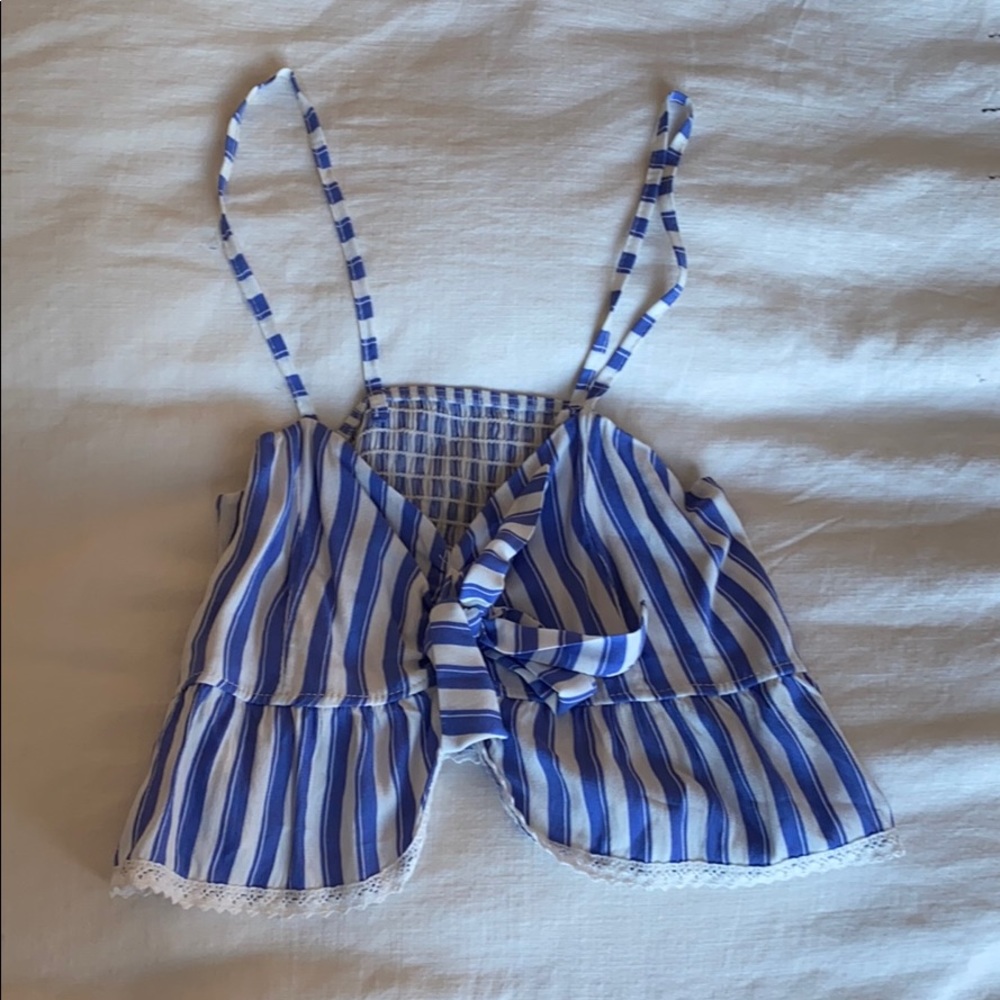 Crop top